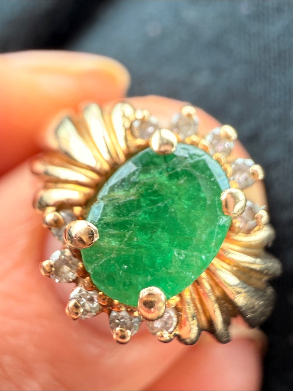 Vintage CID 14K Gold 1.10ct Natural Emerald
& Diamond Sunburst Ring Sz7 5g